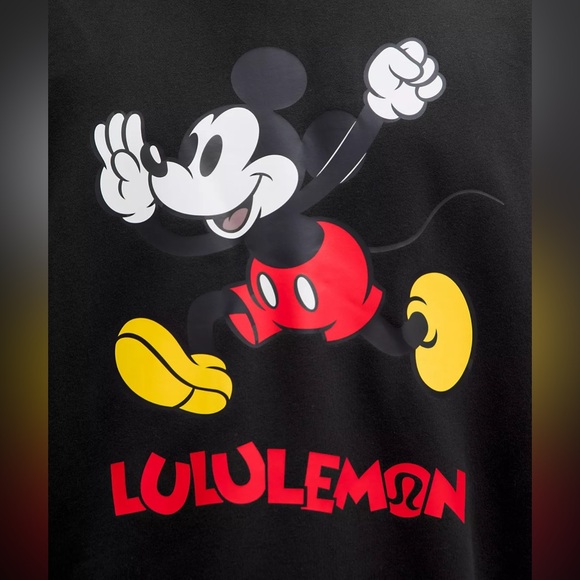 Disney x lululemon
Steady State Pullover Hoodie
Limited-edition style. - Picture 6 of 13